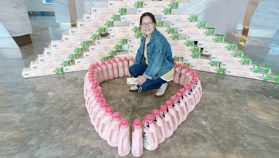 维多利亚老品牌vic(集团)官方网站