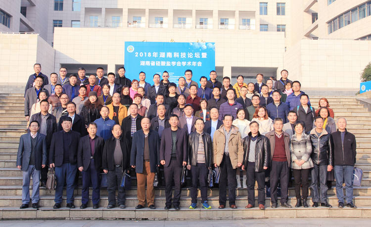 维多利亚老品牌vic(集团)官方网站