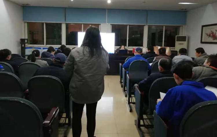 维多利亚老品牌vic(集团)官方网站