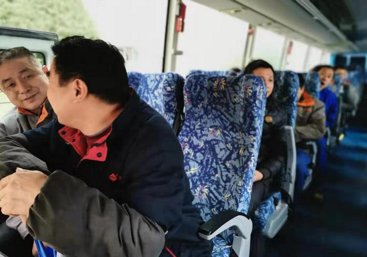 维多利亚老品牌vic(集团)官方网站