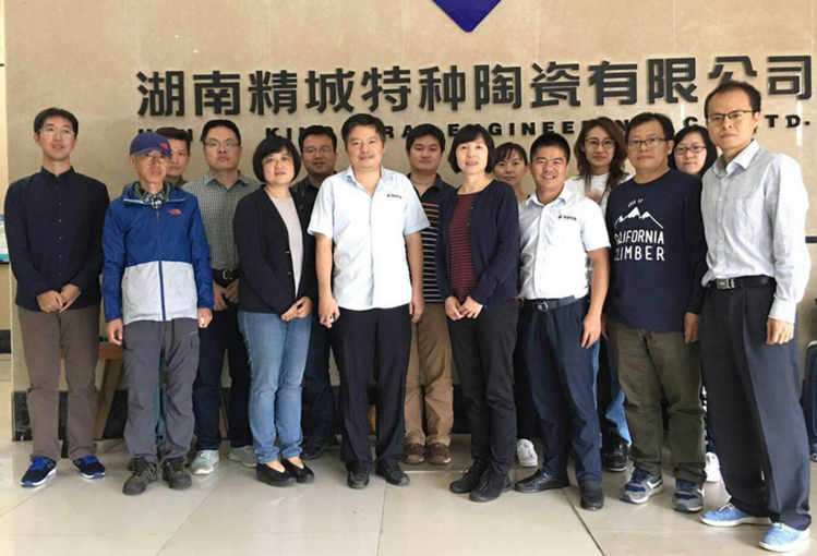 维多利亚老品牌vic(集团)官方网站